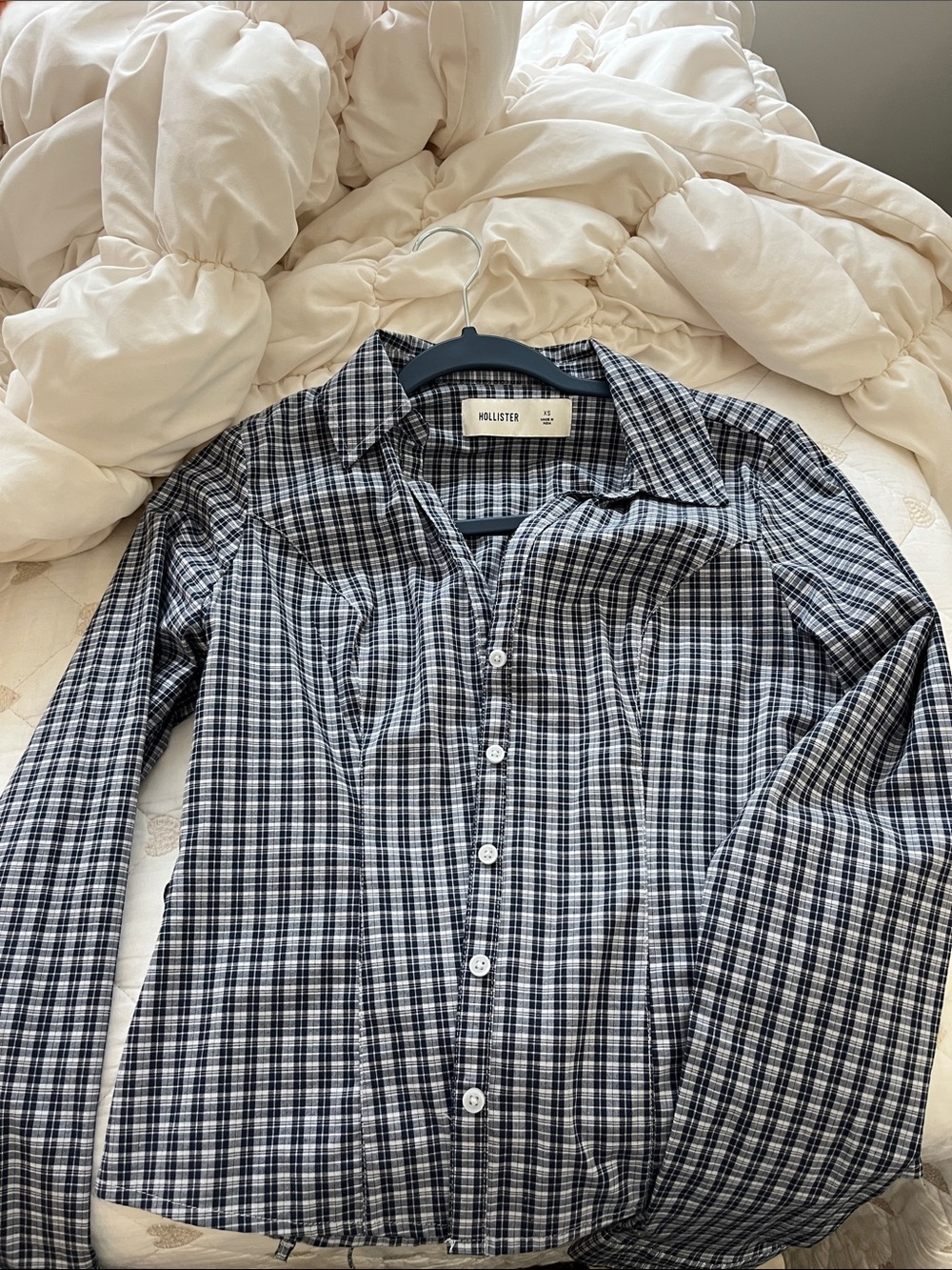 Hollister Women tied back long sleeve